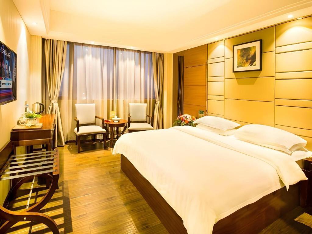 Greentree Inn Guangdong Jieyang Bus Terminal Station Ronghua Avenue Business Hotel Exterior photo