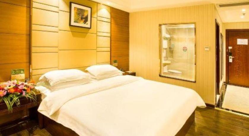 Greentree Inn Guangdong Jieyang Bus Terminal Station Ronghua Avenue Business Hotel Exterior photo